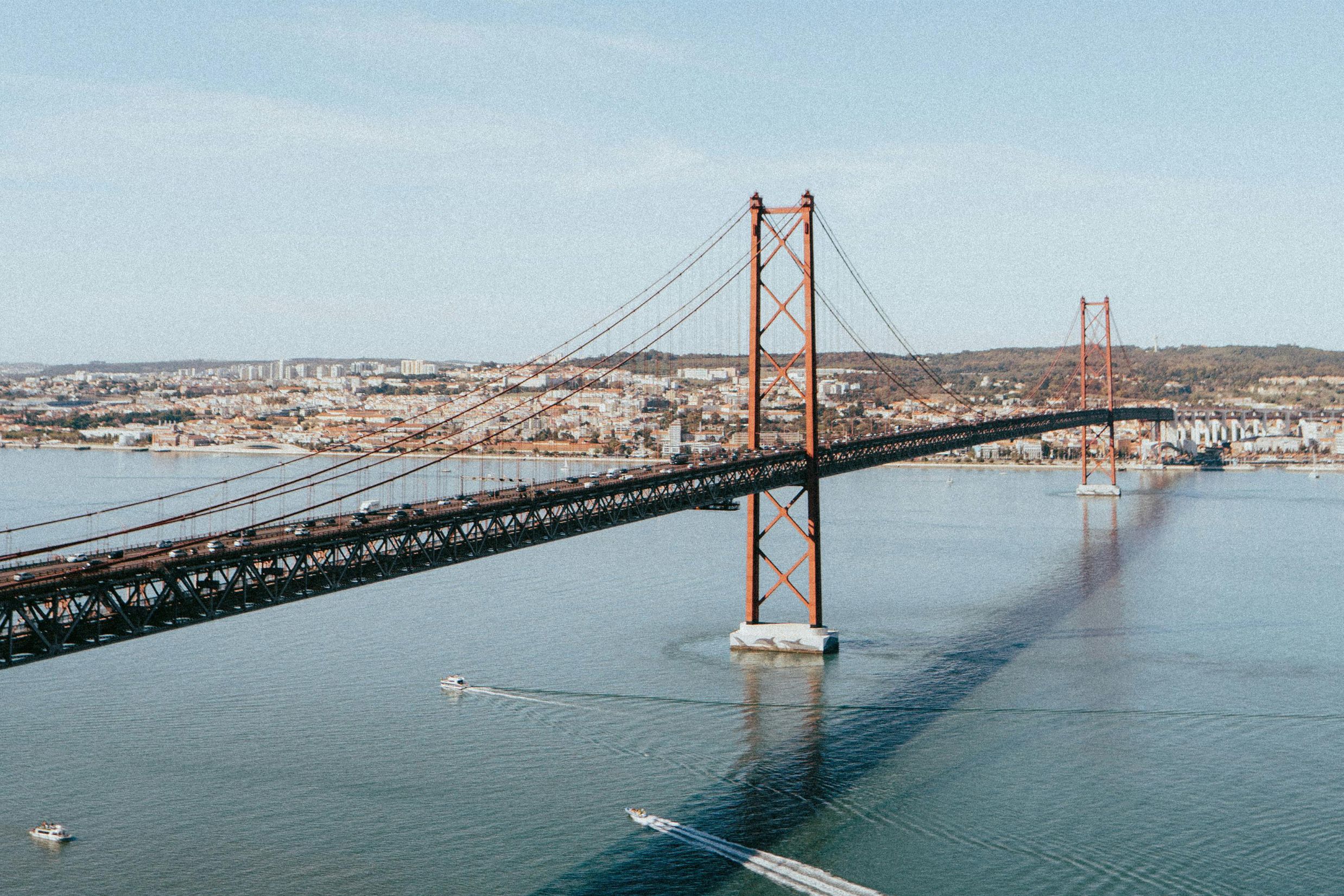 lisbon's red bridge