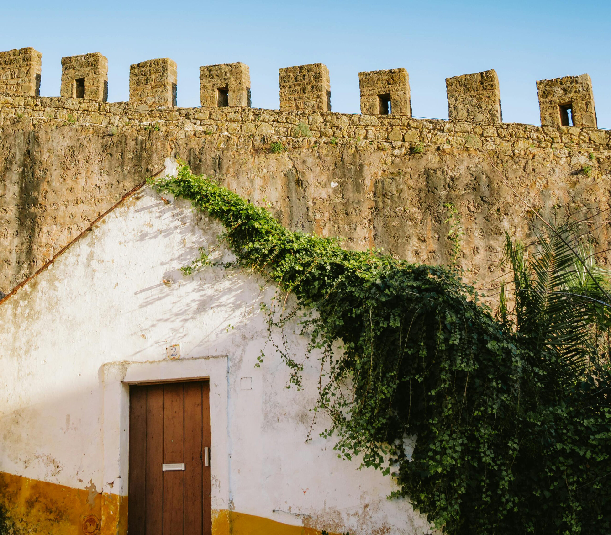 obidos castle wall