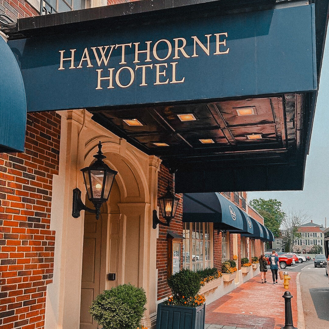 awning of historic hawthorne hotel