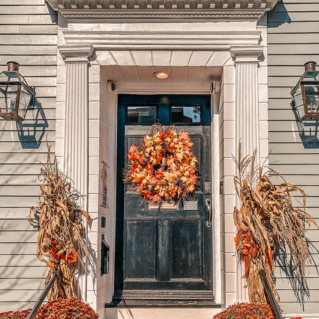 decorated halloween house in salem