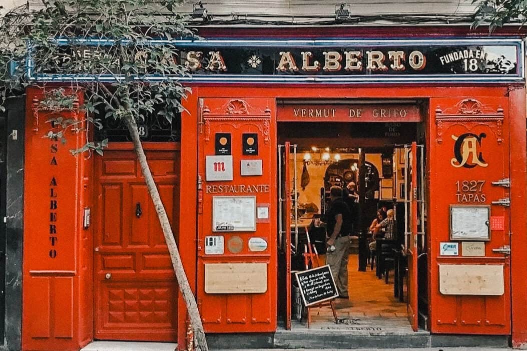 Casa Alberto storefront in madrid neighborhood