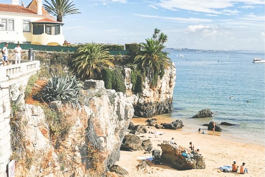 Praia da Rainha