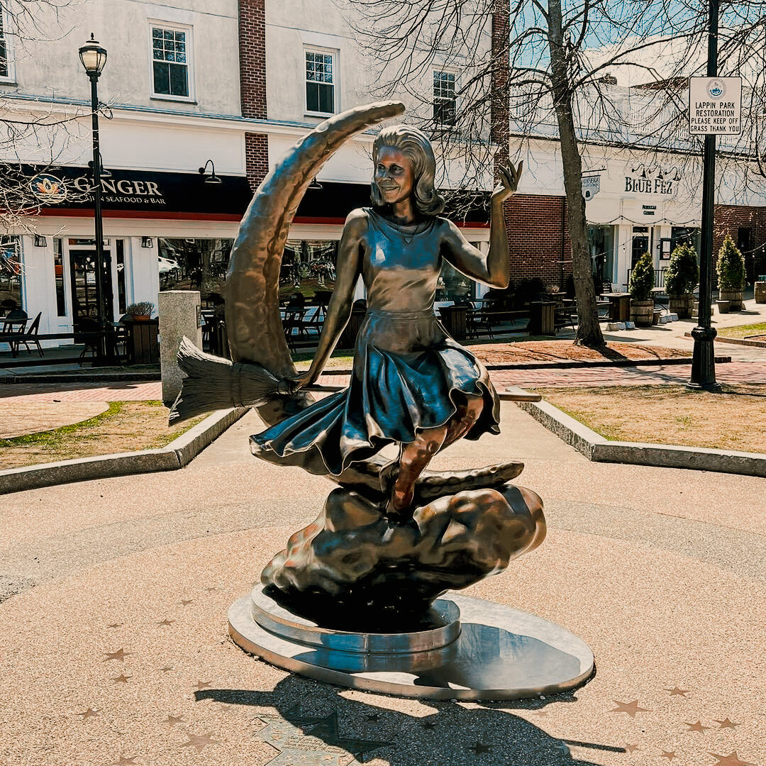 bewitched statue in downtown salem ma