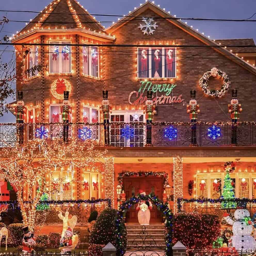 christmas lights of dyker heights